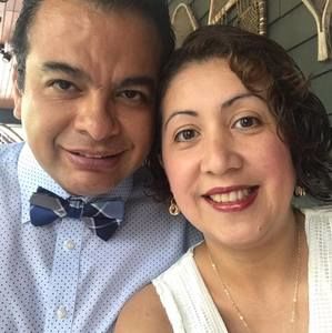 Meet your Posher, Issis